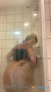 7912319