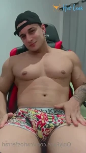 7905335