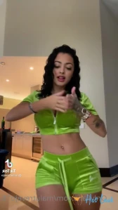 9543599
