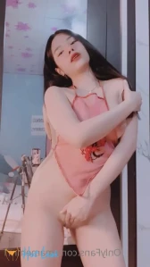 1640381