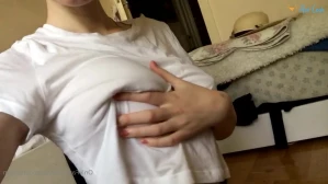 1643275