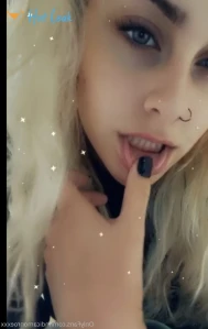 8687600