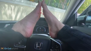10392743