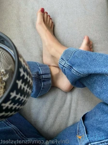 8767119