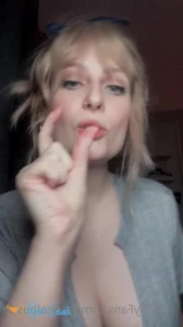 10383977