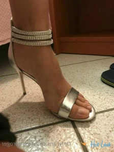 9948925