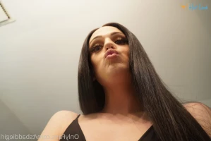 11067885