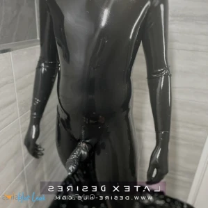 8562535