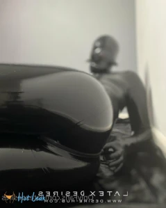 8562701