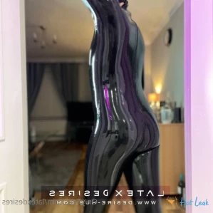 8562850