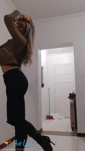 8618963