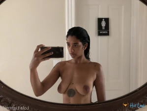 8281571