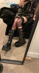 8608925