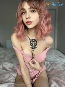 8596033