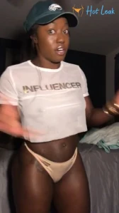 10244523
