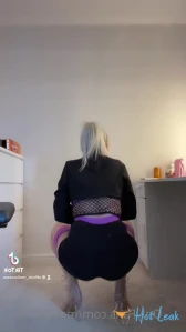 10225092