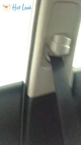 1649112