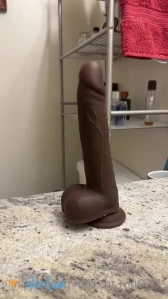 10078565
