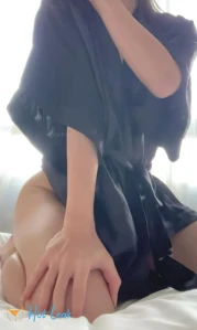 10068045