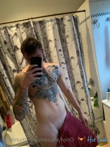 9679922