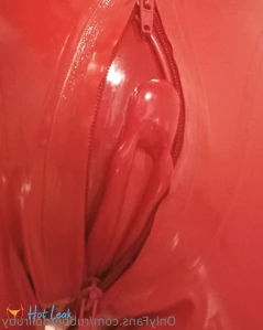 10996197