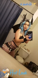 11572385