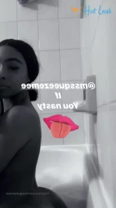 1669559