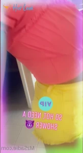 1673078