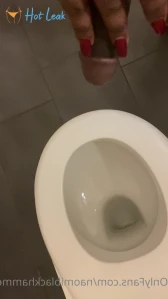 1679823