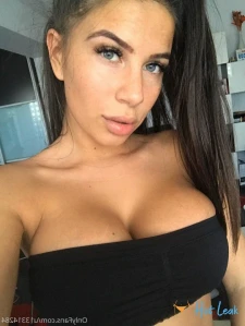 886974