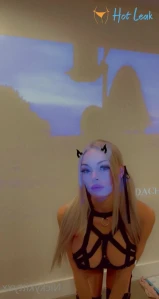 10724785