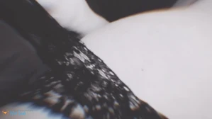 1700619