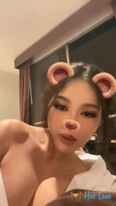 1702189