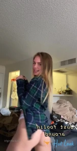 1703690