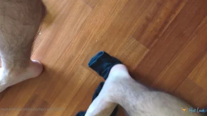 10923175