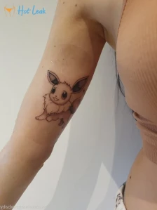 4623929