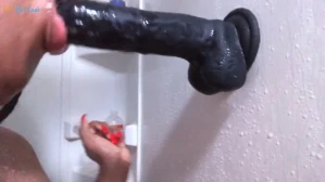 4697710