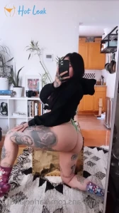 10923652