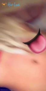 1712884