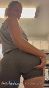 10996060