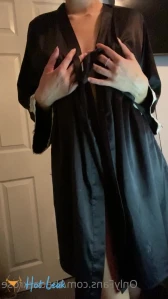 11123129