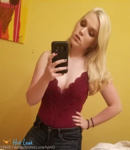 10984925