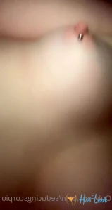 10990082