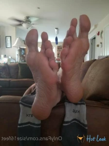10956137
