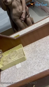1729829