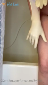 1729672