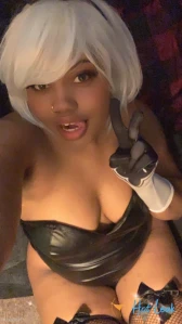 10906910