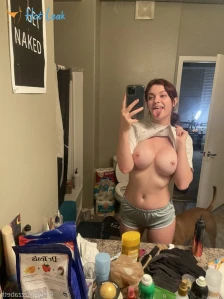 1043470