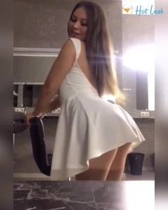 1733656