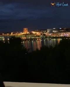 1733657